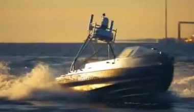 Βίντεο: Οι ΗΠΑ ανέπτυξαν θαλάσσια drones στον Κόλπο!