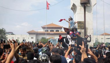 Νεπάλ: Συνελήφθη ο πρώην πρωθυπουργός για την αιματηρή καταστολή των διαδηλώσεων τον περασμένο Σεπτέμβριο