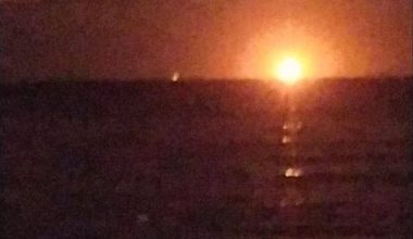 Πλοίο καίγεται στα ανοικτά των ακτών του Ισραήλ