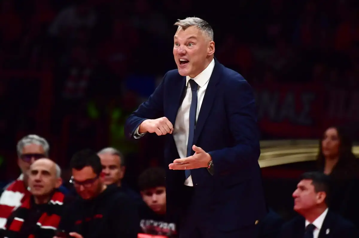 Εκνευρισμένος με δημοσιογράφο ο Σ.Γιασικεβίτσιους: «Δηλαδή εσύ πήγες σε σχολή;» (βίντεο)