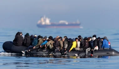 Τραγωδία με 22 νεκρούς παράνομους μετανάστες στην Κρήτη: Στην εισαγγελία Ηρακλείου οι δύο Σουδανοί διακινητές