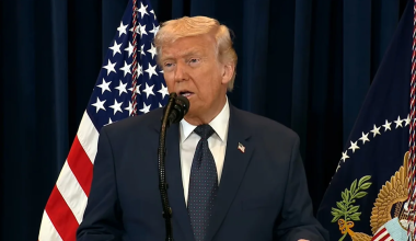 Ν.Τραμπ: «Συνάντησα τον Σ.Τογιόντα – Θα επενδύσουν 10 δισ. δολάρια και θα χτίσουν πέντε εργοστάσια στις ΗΠΑ»