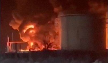 Το Κίεβο απαγορεύει να πέσουν οι τιμές πετρελαίου – Σφυροκοπά ρωσικά διυλιστήρια