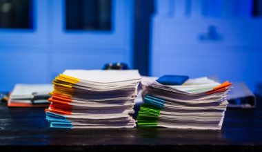 «Σιωπή» από τους τρεις υπουργούς που λεηλάτησαν το δημόσιο ταμείο: «Σκόρπισαν» 100 εκατ. ευρώ χωρίς να δίνουν λόγο