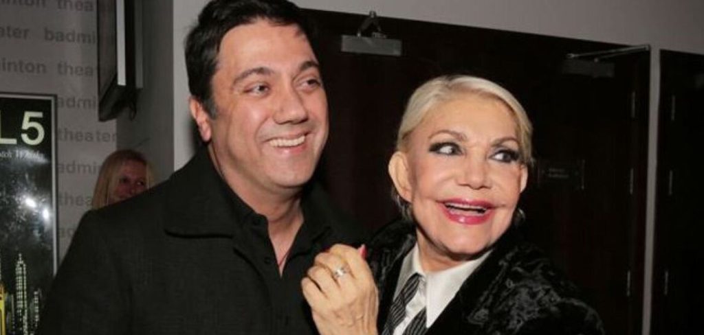 Γ.Θεοφάνους για Μαρινέλλα: «Καλό ταξίδι μάνα – Σβήσε τα φώτα» – Η συγκινητική ανάρτηση του συνθέτη