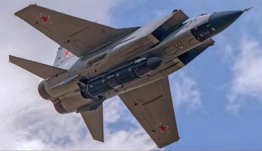 Η ρωσική αεροπορία εμφάνισε τον πανίσχυρο πύραυλο κατά δορυφόρων Burevestnik