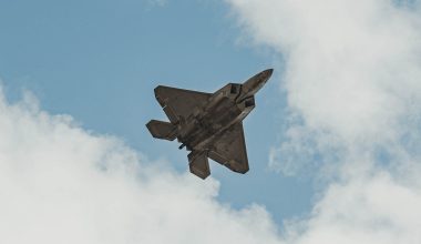 America Wire: Οι Ιρανοί κατέρριψαν  με  το α/α σύστημα Bavar-373 μαχητικό F-22 σε αποστολή  για την Epic Fury