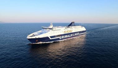 Aναστάτωση σε πλοίο με 218 επιβάτες που ξεκίνησε από την Ιταλία: Γιατί κατέπλευσε αναγκαστικά στην Πρέβεζα