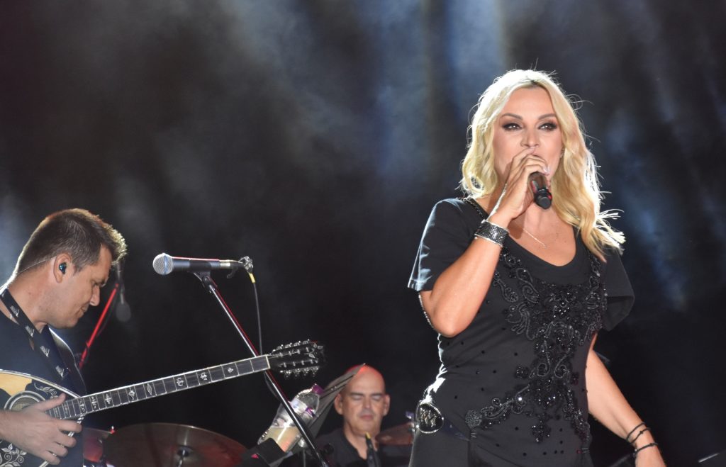 Πέγκυ Ζήνα για Ν.Σφακιανάκη: «Μου λείπει πάρα πολύ» (βίντεο)