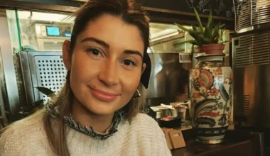 Γυναίκα έτοιμη για Τρίτο Παγκόσμιο ή και για… την Αποκάλυψη – Αυτά περιλαμβάνει η αυτοσχέδια τσάντα «επιβίωσης»