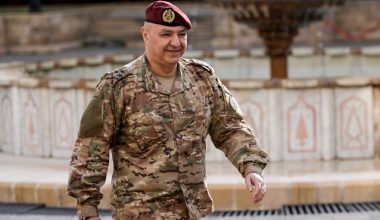 Πρόεδρος Λιβάνου Τ.Αούν: «Δεν σκοπεύουμε να εμπλακούμε σε εμφύλιο πόλεμο με τη Χεζμπολάχ»