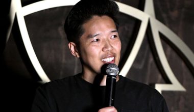 To μήνυμα που «λύγισε» καρδιές: Τι είχε γράψει ο κωμικός Άλεξ Γουόνγκ λίγες μέρες πριν πεθάνει από καρκίνο (φωτο)