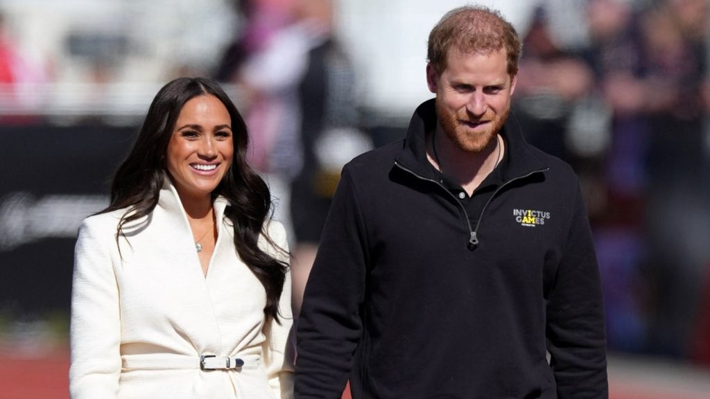 Το βράδυ που ξέφυγε: Ολόγυμνος ο πρίγκιπας Χάρι – Το ξέφρενο πάρτι στο Λας Βέγκας που έγινε παγκόσμιο θέμα