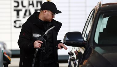 Μετά την Αυστραλία και η Νορβηγία προχωρά σε προσωρινή μείωση του ειδικού φόρου στα καύσιμα