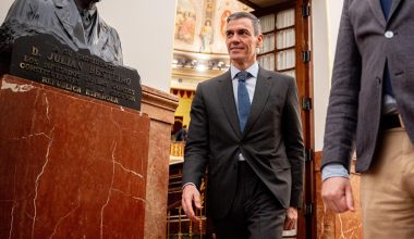 Με εντολή Π.Σάντσεθ η Ισπανία κλείνει τον εναέριο χώρο της σε αεροσκάφη που συμμετέχουν στον πόλεμο κατά του Ιράν