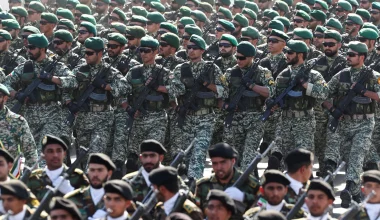 WSJ: Tο πλούσιο κράτος που θα αφανιστεί από τον χάρτη σε περίπτωση απευθείας σύγκρουσης με το Ιράν