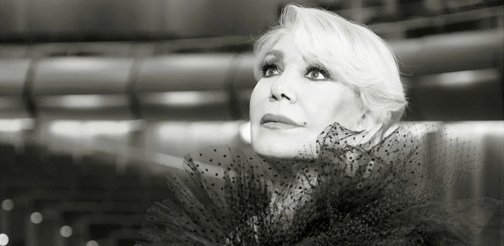 Μαρινέλλα: Σύσσωμη η ελληνική showiz για το ύστατο «χαίρε» στη μεγάλη «κυρία» του ελληνικού τραγουδιού (φώτο)