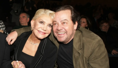 Ο Γ.Πάριος αποχαιρέτησε επί σκηνής τη Μαρινέλλα τραγουδώντας το «Καμιά Φορά» (βίντεο)