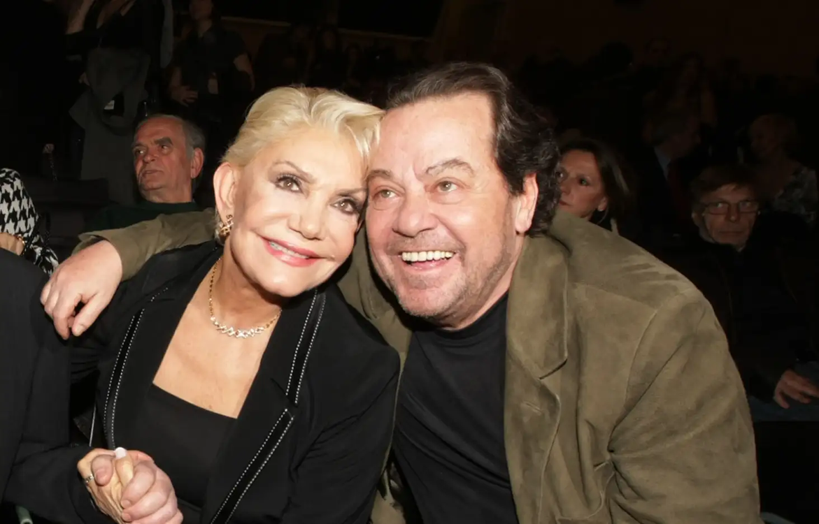 Ο Γ.Πάριος αποχαιρέτησε επί σκηνής την Μαρινέλλα τραγουδώντας το «Καμιά φορά» (βίντεο)