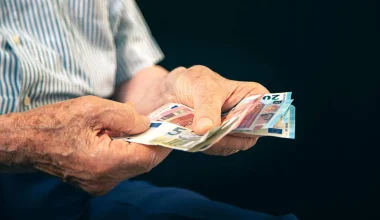 Ηλεκτροσόκ: «Σβήνουν» τον χρόνο ασφάλισης σε όσους ρύθμισαν τις οφειλές τους με εξωδικαστικό ή νόμο Κατσέλη