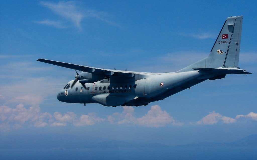 Τουρκικό κατασκοπευτικό CN-235 παραβίασε τον ελληνικό εναέριο χώρο – Άμεση η αντίδραση των αεροσκαφών της Π.Α.