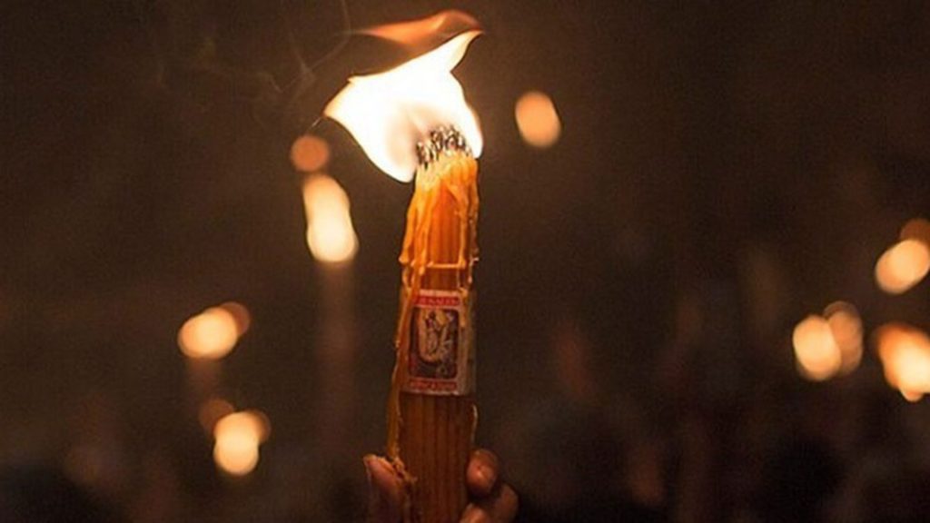 Τα τρία σενάρια που εξετάζονται για την άφιξη του Αγίου Φωτός στην Ελλάδα – Οι εναλλακτικές μέσω άλλων χωρών