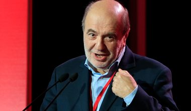 «Επίθεση» Τ.Αλεξιάδη σε Γ.Βασιλειάδη για αυτοδιάλυση του ΣΥΡΙΖΑ: «Αν συμφωνεί και ο Τσίπρας έχουμε πρόβλημα»