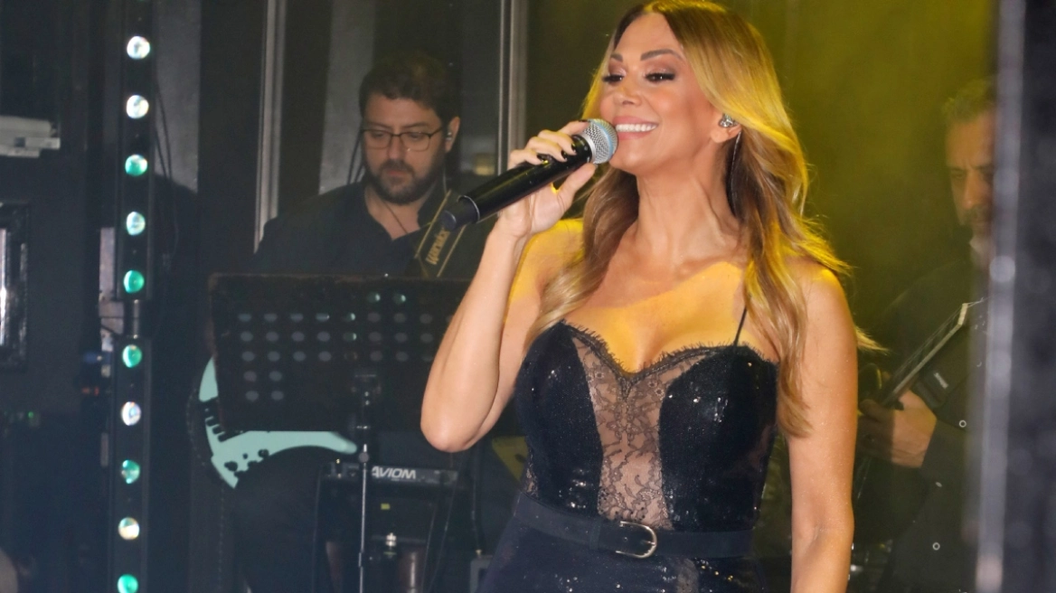 Η Έλλη Κοκκίνου ξέσπασε σε κλάματα όταν χώρισαν οι γονείς της – «Τότε γιατί με κάνατε;» είχε αναρωτηθεί