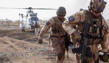 Σκέψεις για «ευρωπαϊκό ΝΑΤΟ» με 300.000 στρατό και έξτρα δαπάνη 290 δισ. ευρώ ετησίως!