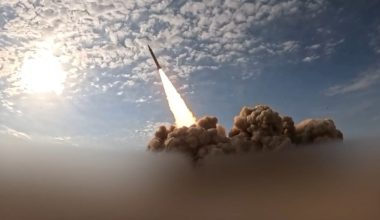 Ιράν: «Χτυπήσαμε αμερικανικά μαχητικά σε βάση στην Ιορδανία»