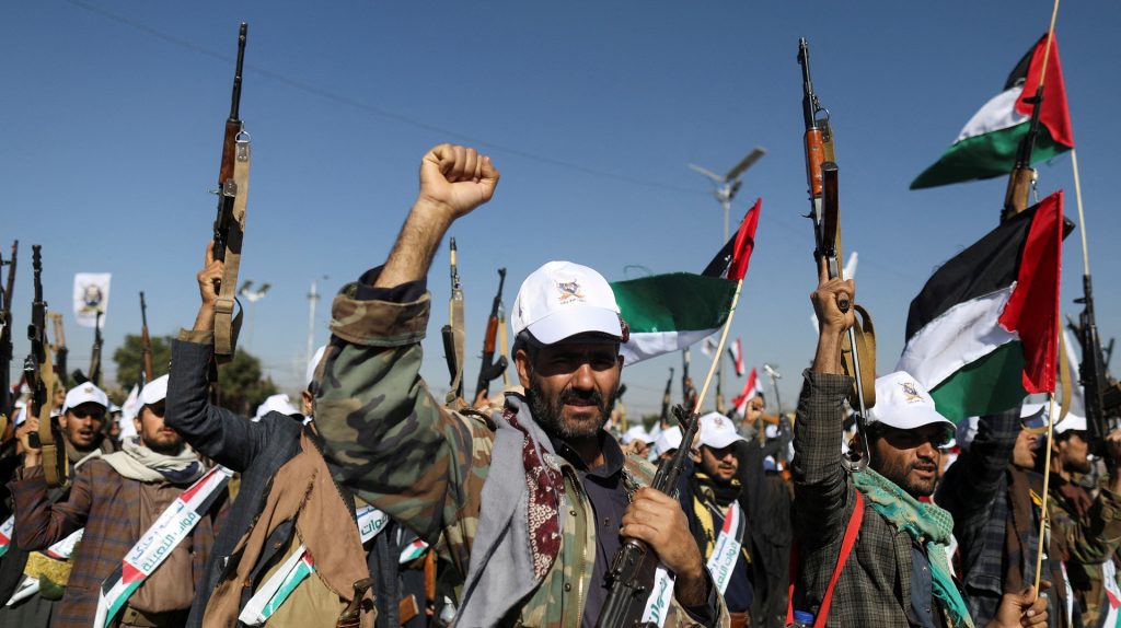 Χούθι: «Θα κλείσουμε το στενό Μπαμπ ελ Μαντάμπ εάν οι χώρες του Κόλπου εμπλακούν στον πόλεμο»