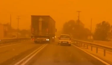 Βίμτεο: «Τρελό» φορτηγό στην Κρήτη κάνει παράνομες προσπεράσεις εν μέσω σκηνικού Αποκάλυψης