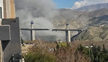 Ο Ν.Τραμπ έκανε ανάρτηση για την καταστροφή της ιρανικής γέφυρας: «Διαπραγματευτείτε ή καταστροφή»