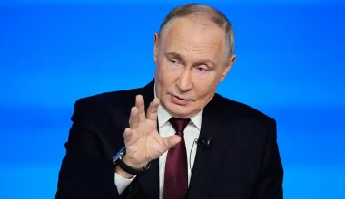 Γ.Ουσάκοφ: «Τα Στενά του Ορμούζ παραμένουν ανοιχτά για τη Ρωσία»