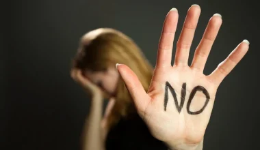 Αυστριακό υπουργείο Εσωτερικών: «Οι μετανάστες ευθύνονται για 50% των βιασμών στη χώρα»