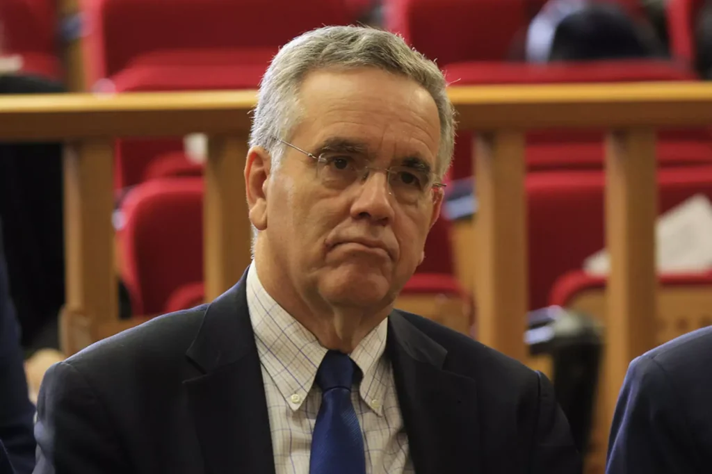 Ομάδα ατόμων επιτέθηκε στο σπίτι  Ισίδωρου Ντογιάκου – Προκάλεσαν φθορές και έγραψαν συνθήματα