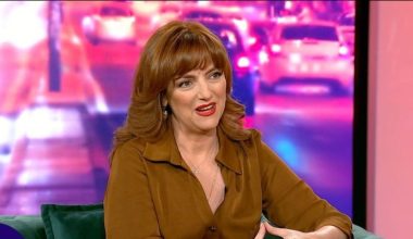 Αλίνα Κοτσοβούλου: Η ηθοποιός αποκάλυψε ότι έκανε ψυχοθεραπεία για 10 χρόνια – «Υπήρχαν πολλά σκοτάδια» (βίντεο)