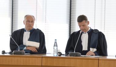 Πολωνία και Ρουμανία καλούνται να πληρώσουν στην Pfizer 2,2 δισ. ευρώ για  εμβόλια που είχαν παραγγείλει