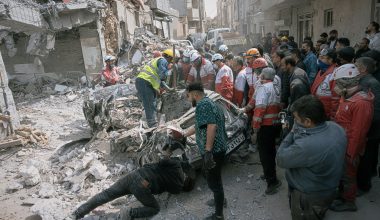 «Τα αμερικανικά πλήγματα στο Ιράν ίσως συνιστούν εγκλήματα πολέμου» λένε πάνω από 100 νομικοί διεθνούς Δικαίου