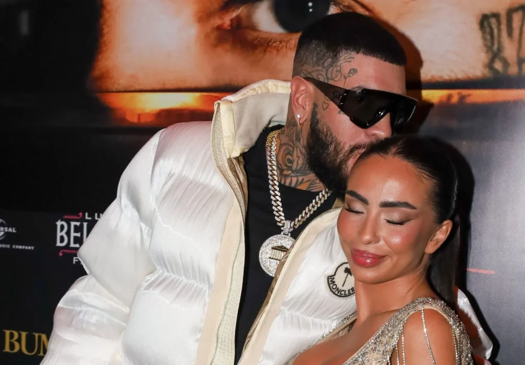 Σε πελάγη ευτυχίας ο Snik και η σύντροφός του μετά τη γέννηση της κόρης τους (φωτο)