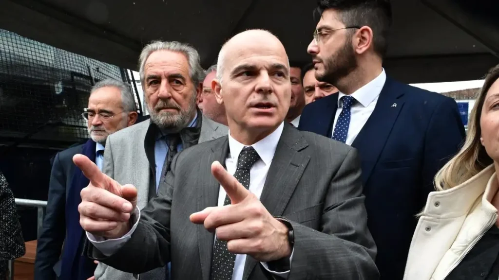 Α.Ψαρόπουλος κατά της Έδρας: «Κακώς διακόπηκε η δίκη – Δεν είναι μόνο η Ζ.Κωνσταντοπούλου στην υπεράσπιση» (βίντεο)