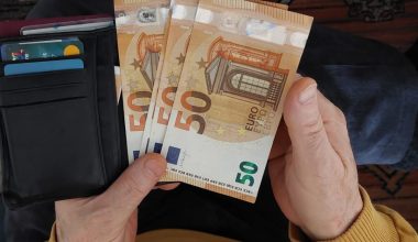 e-EΦΚΑ και ΔΥΠΑ: Οι πληρωμές που θα γίνουν μέχρι τις 9 Απριλιου