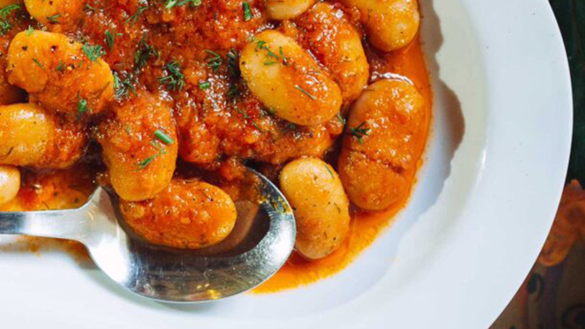 Taste Atlas: Οι γίγαντες πλακί στα 10 καλύτερα πιάτα με φασόλια στον κόσμο!