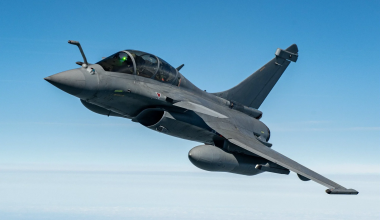 Τα ΗΑΕ αποσύρονται από το πρόγραμμα ανάπτυξης του Rafale F5 αξίας 5 δισ. ευρώ με τη Γαλλία