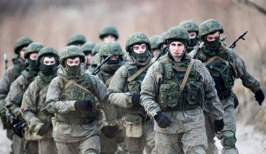 Ο ρωσικός Στρατός προετοιμάζει μια άνευ προηγουμένου επιχείρηση για την κατάληψη της πόλης Κραματόρσκ