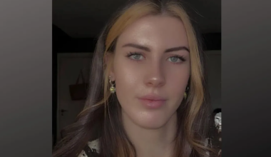 Αδιανόητο χουνέρι για Βρετανό: Η πρώην του έστειλε γυμνές φωτογραφίες στη μητέρα του – Σε σοκ η 49χρονη