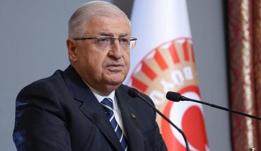 Εκνευρισμένος ο  Τούρκος υπουργός Άμυνας: «Η υπομονή μας έχει και όρια», λέει για την Ελλάδα