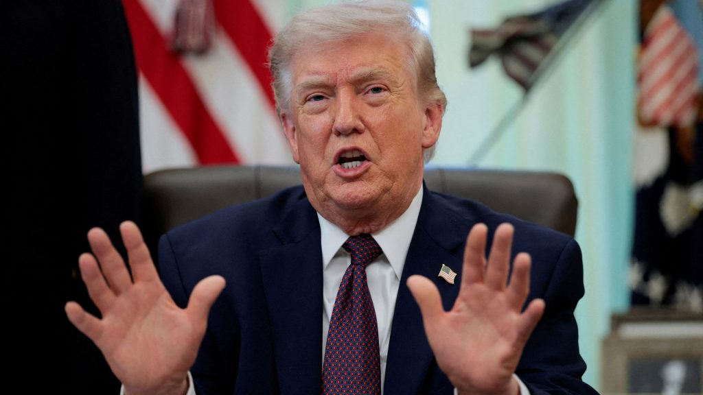 Ν.Τραμπ: «Πολλοί στρατιωτικοί ηγέτες του Ιράν σκοτώθηκαν σε πλήγμα στην Τεχεράνη» (βίντεο)