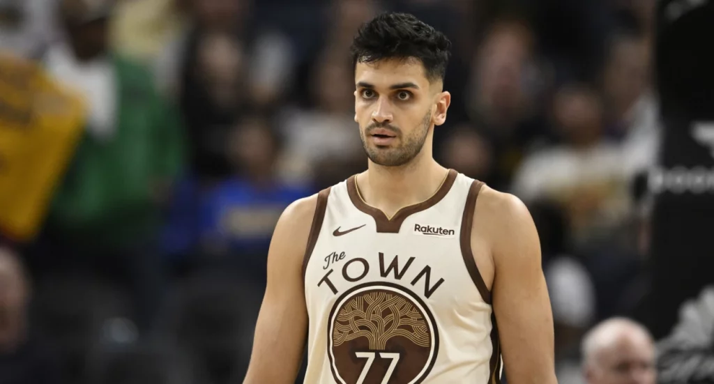 Οι Γκόλντεν Στέιτ Γουόριορς «τέλειωσαν» τον Ομέρ Γιουρτσέβεν 20 μέρες μετά τη συνεργασία τους