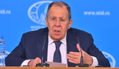 «Απασφάλισε» ο Σ.Λαβρόφ κατά των ΗΠΑ: «Ας αφήσουν τα κόλπα με τα τελεσίγραφα και την σκληρή γλώσσα»